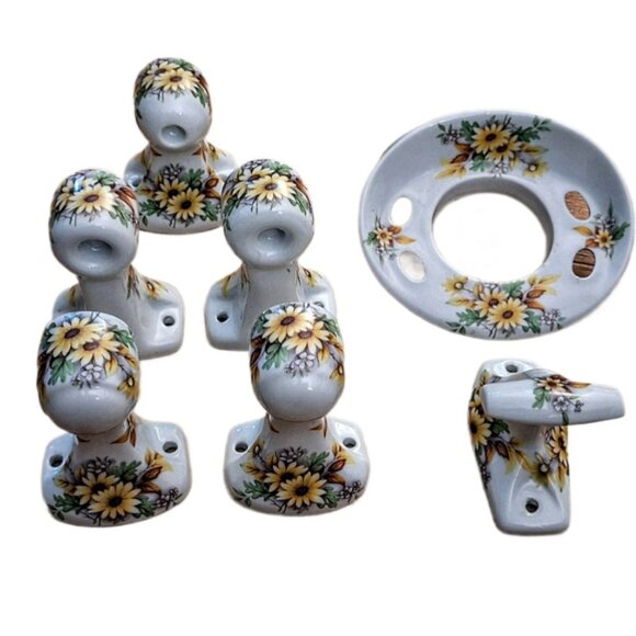 Vintage Ceramic Porcelain Floral Daisies Bathroom Set Made in Italy - Picture 1 of 10